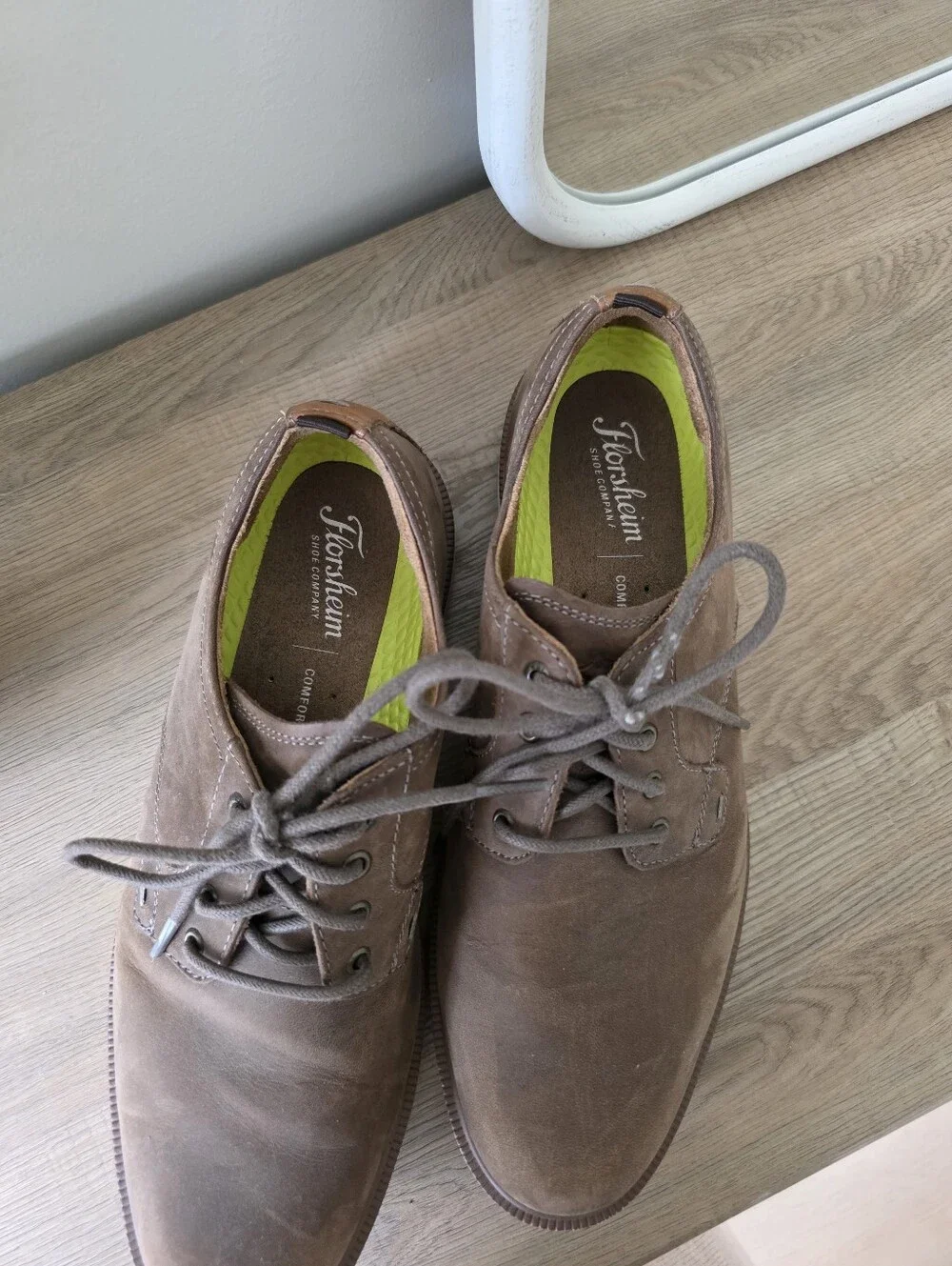 Florsheim Men's Brown Chukka Lace-Up Shoes